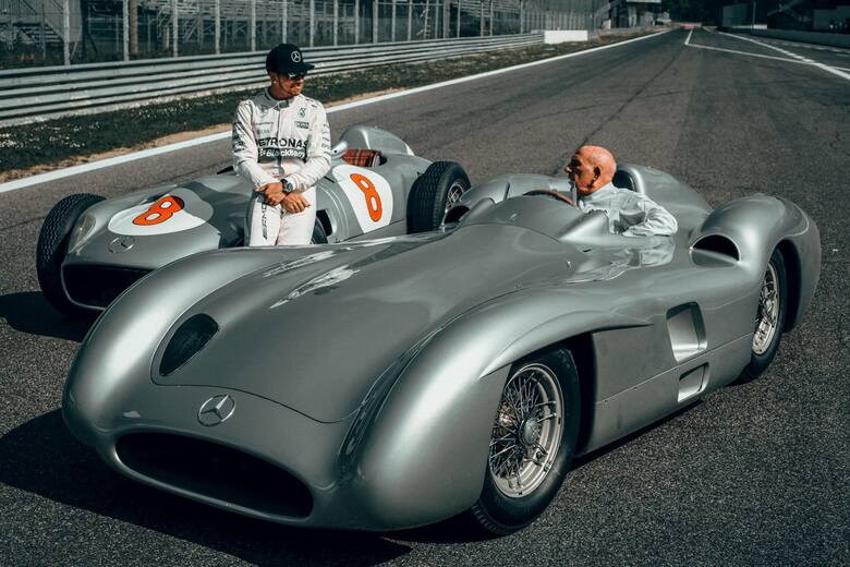 W pierwszy dzień świąt w wieku 90 lat zmarł Sir Stirling Moss - jeden z najlepszych kierowców w historii sportu samochodowego, który w trakcie swojej