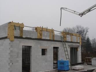Budowa domu energooszczędnego - wieniec stropowy