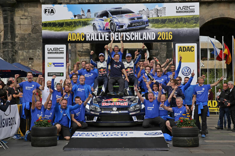 Volkswagen po raz drugi z rzędu wygrał Rajd Niemiec. Podobnie jak w zeszłym roku, Ogier/Ingrassia startujący w Polo R WRC zwyciężyli w dziewiątej rundzie