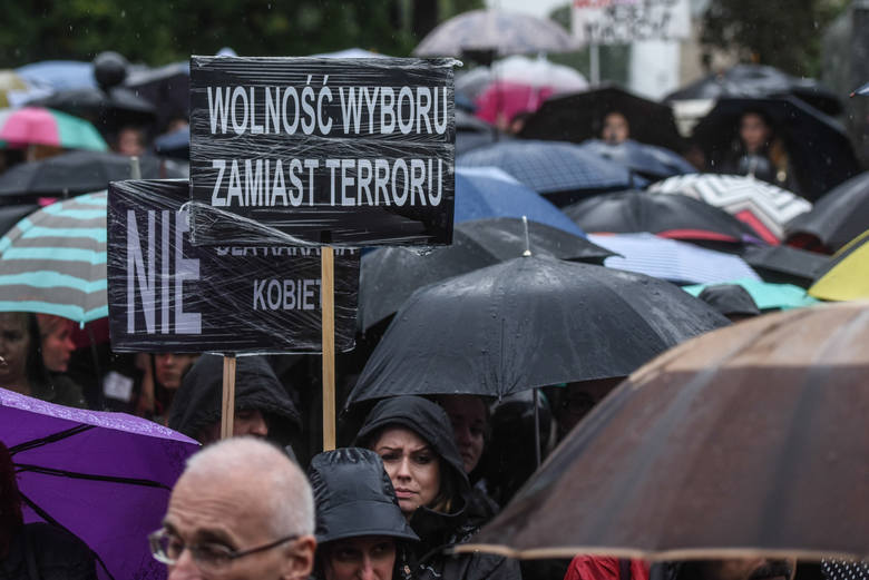Czarny protest w Poznaniu