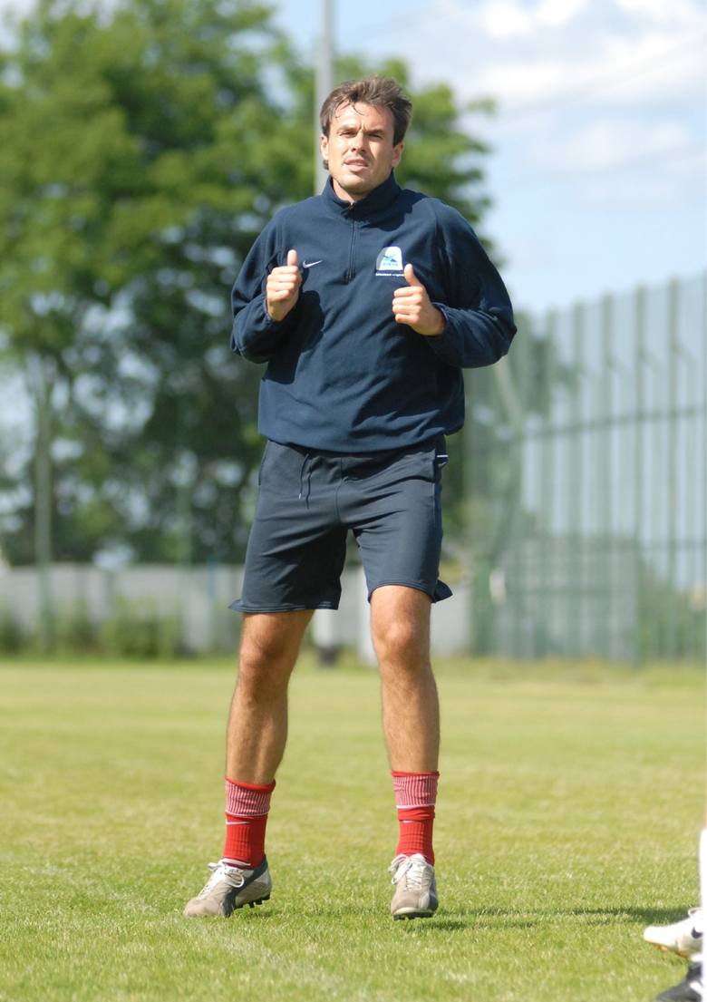 Trener Jacek Paszulewicz od dwóch sezonów pokazuje, że ma oryginalny pomysł na piłkę i prowadzenie zespołu.