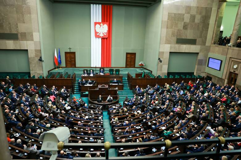 Senator Krzysztof Kwiatkowski został spytany o potencjalny wniosek o skrócenie kadencji Sejmu.