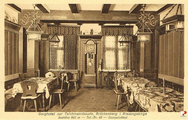 Hotel dysponował przed wojną 200 miejscami noclegowymi, dużą restauracją z barem, tarasami widokowymi.