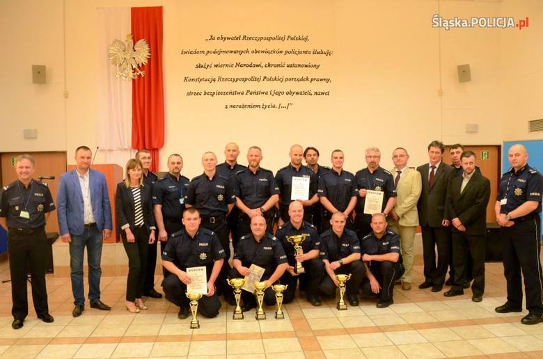 Policjanci z Rybnika najlepsi na Śląsku w patrolowaniu! Wygrali wojewódzki Patrol Roku 2016 