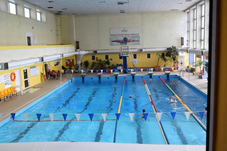 Tragedia w Rybniku. 14-letni Władek utonął na basenie MOSir w Rybniku