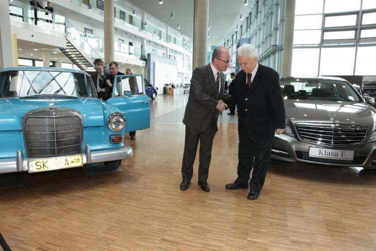 Mercedes W110 od 45 lat ma jednego, polskiego właściciela