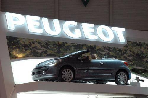 Fot. Maciej Rzońca: Peugeotem z wiatrem we włosach? Proszę bardzo! 207 CC ze składanym, sztywnym dachem.