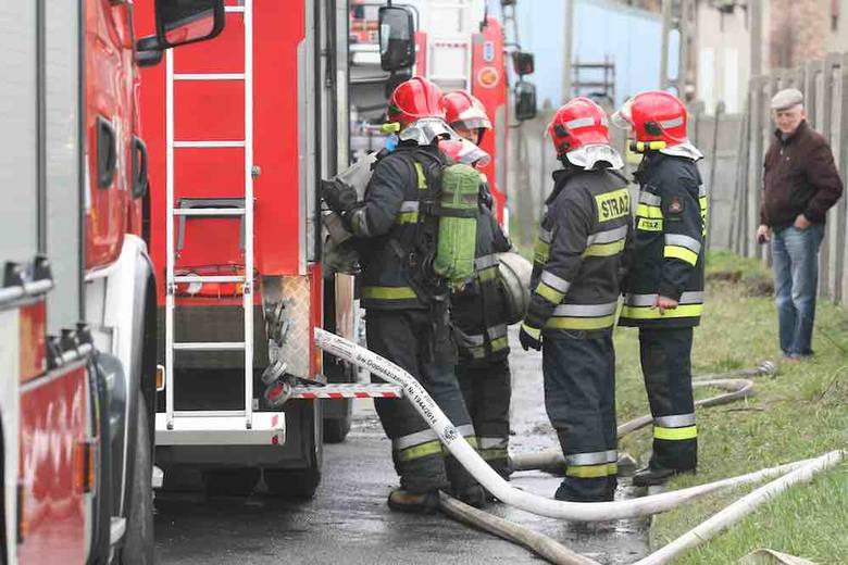 Pożar pralni chemicznej w Będzinie widać nawet na Środuli w Sosnowcu