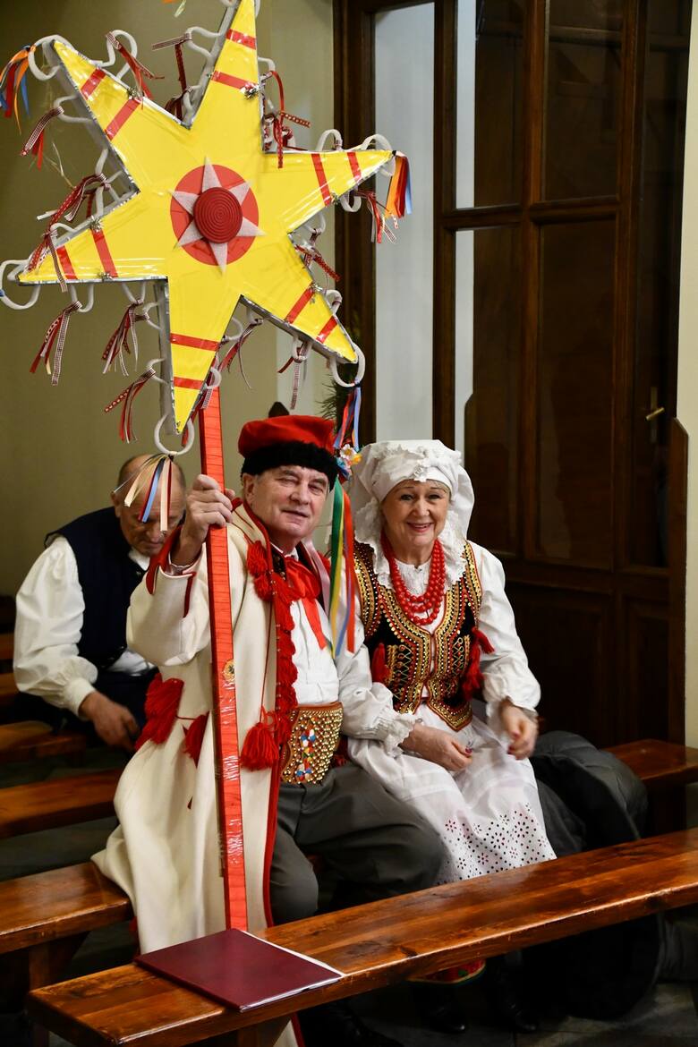 Piękny koncert kolęd i pastorałek odbył się w kościele parafialnym pw. Matki Bożej Miłosierdzia w Grojcu (gmina Oświęcim)