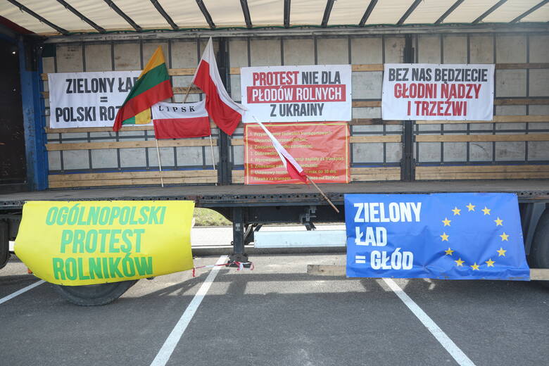 Polscy rolnicy protestują przeciwko sprowadzaniu produktów rolnych z Ukrainy
