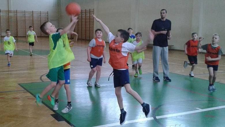 Sobota z koszykówką dla najmłodszych z Ósemki