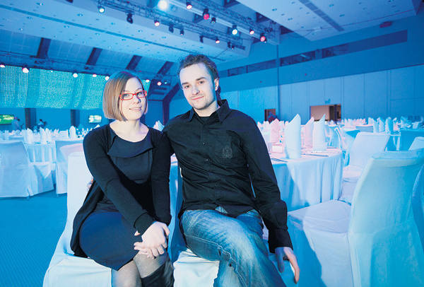 Marta Balińska i Piotr Pstrokoński przyszli dowiedzieć się czegoś o organizacji przyjęcia weselnego.