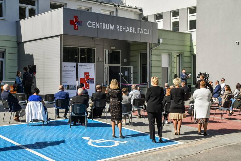 W dużej sali terapeutycznej nowo utworzonego Centrum Rehabilitacji przy Wielospecjalistycznym Szpitalu Miejskim w Bydgoszczy znajduje się sprzęt do trójwymiarowej rehabilitacji, oparty o technologię stworzoną przez NASA, jak np. spacecurl czy bieżnia antygrawitacyjna.