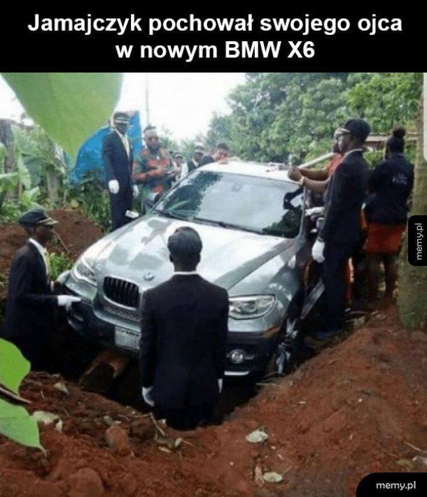 BMW, czyli "Bóg Mnie Wybrał". Jedyne auto, które budzi tak