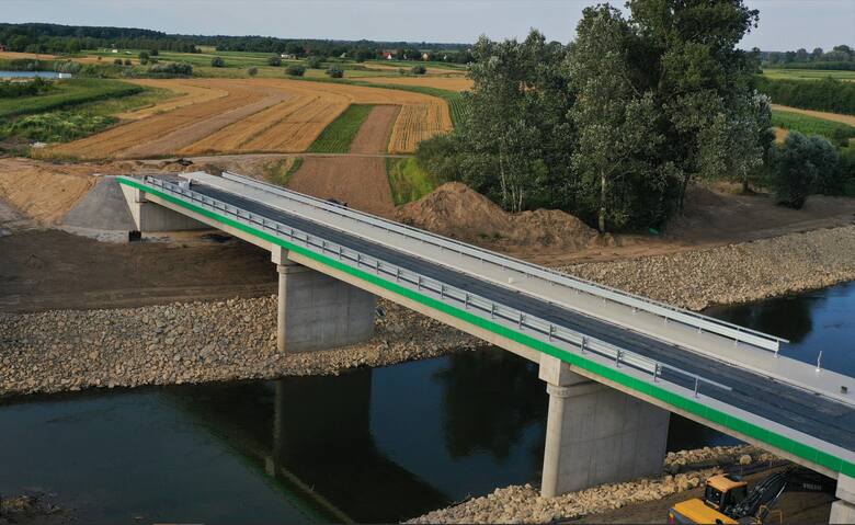 Nowy most na Wisłoku w Gniewczynie.