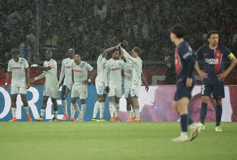 Le Havre celebruje zdobycie bramki przeciwko PSG