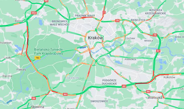 Kraków. Ciężki początek długiego majowego weekendu. Kierowcy w mieście i na obwodnicy stoją w ogromnych korkach [ZDJĘCIA]