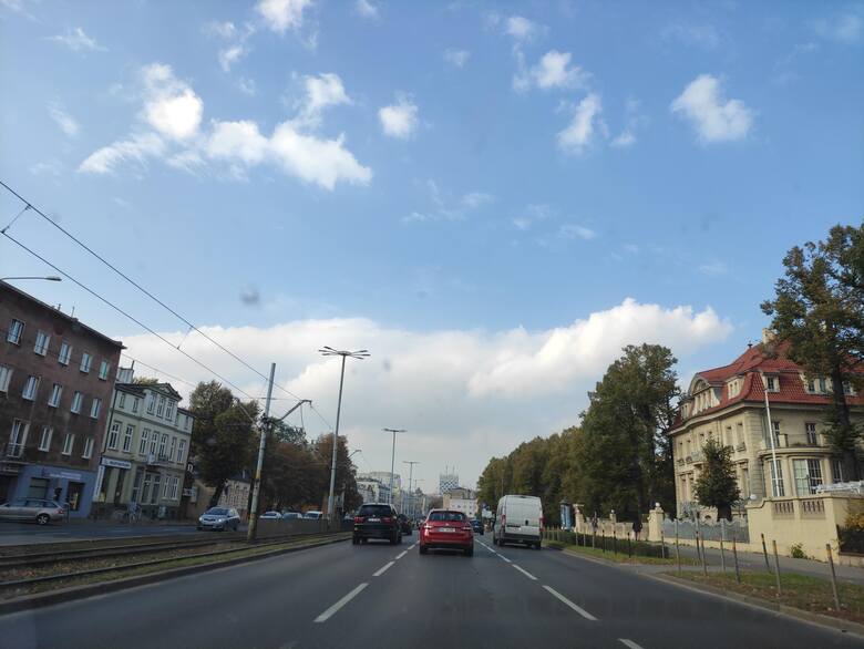 Raport drogowy. Korki w Sopocie! Utrudnienia na trójmiejskich drogach (14.10.2022 r.). Gdzie są remonty?
