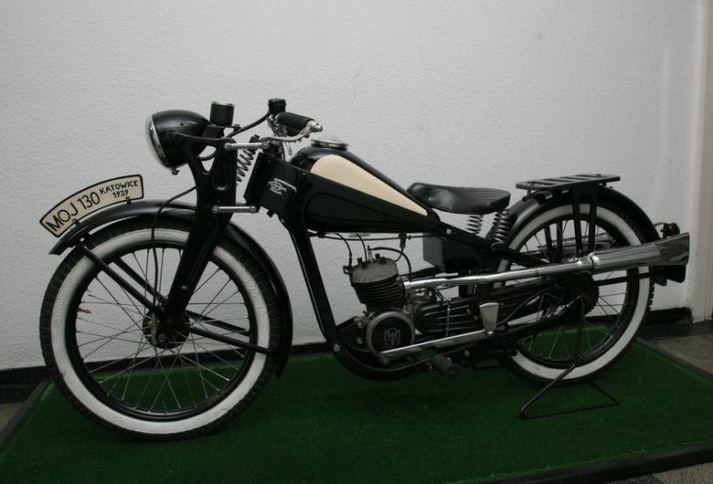 Katowicki motocykl „MOJ 130”, 1939 rok. Produkowano go w Załężu.<br /> 