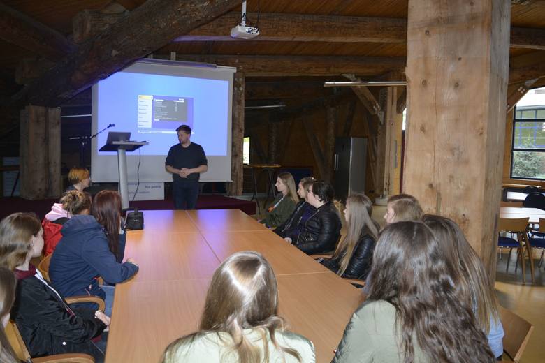 Uczennice ZSP nr 3 w Łowiczu odbyły dwutygodniowe praktyki w Niemczech [ZDJĘCIA]