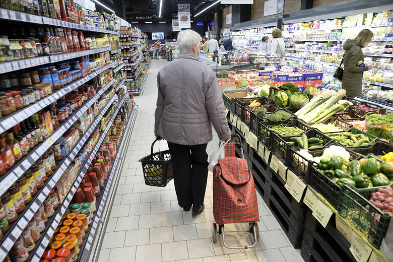 Minister finansów Andrzej Domański zapowiedział, że w przyszłym tygodniu możliwa jest decyzja ws. stawki VAT na żywność.