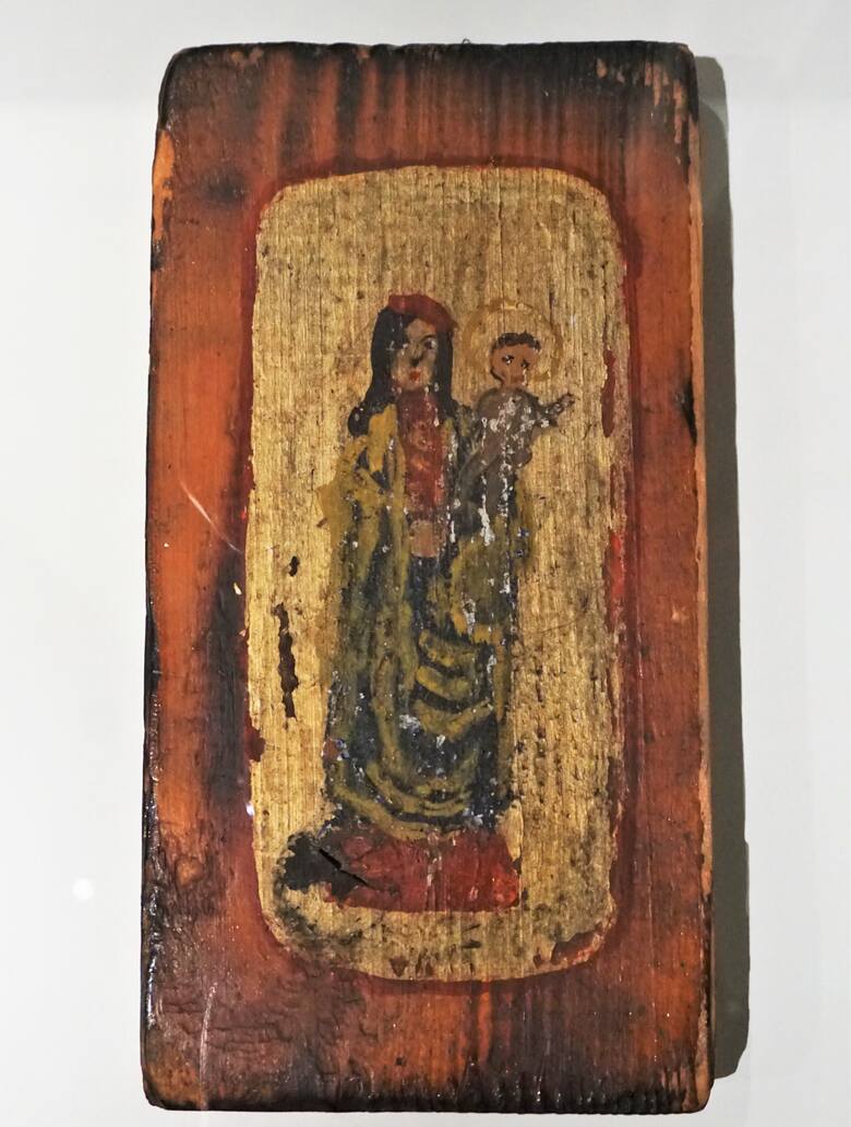 Ikonka znaleziona w 1978 r. w opuszczonym obozowisku cygańskim na Rżące w Krakowie