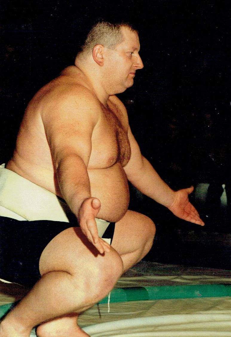 Projekt Mirai. Polak na bazie sumo stworzył własną sztukę walki. Poznaj historię Wiesława Kolucha