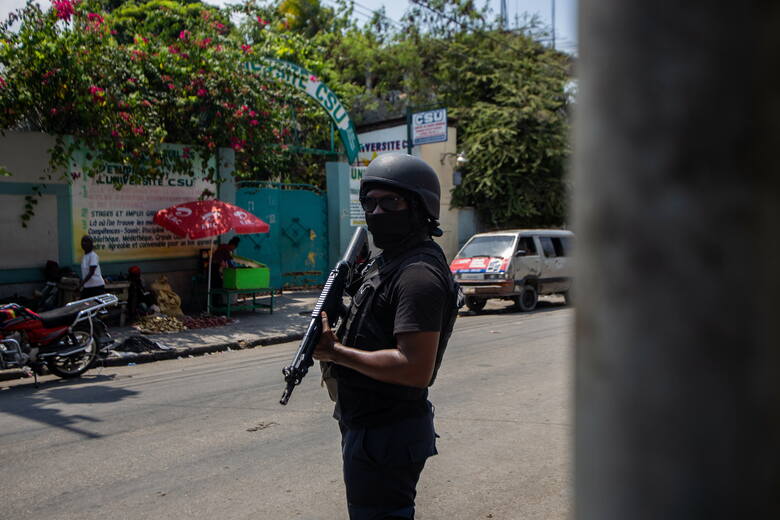 Policja rozprawiła się z sojusznikiem najgroźniejszego z gangsterów. Haiti jest opanowywane przez przestępców