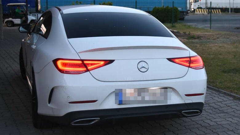 Skradziony w Niemczech Mercedes CLS 220