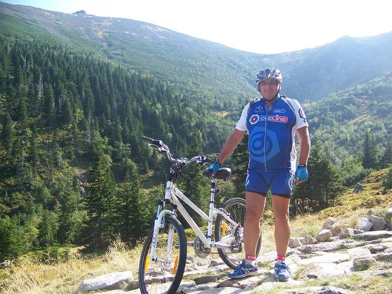 Tylko w 2019 r. Andrzej Jakubaszek przejechał na rowerze 4 tys. km