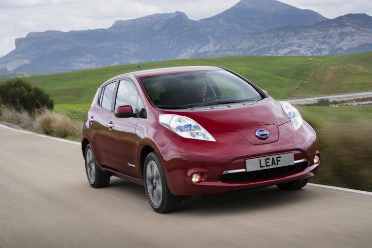 Elektryczny Nissan Leaf zadebiutował w polskich salonach. Zobacz zdjęcia