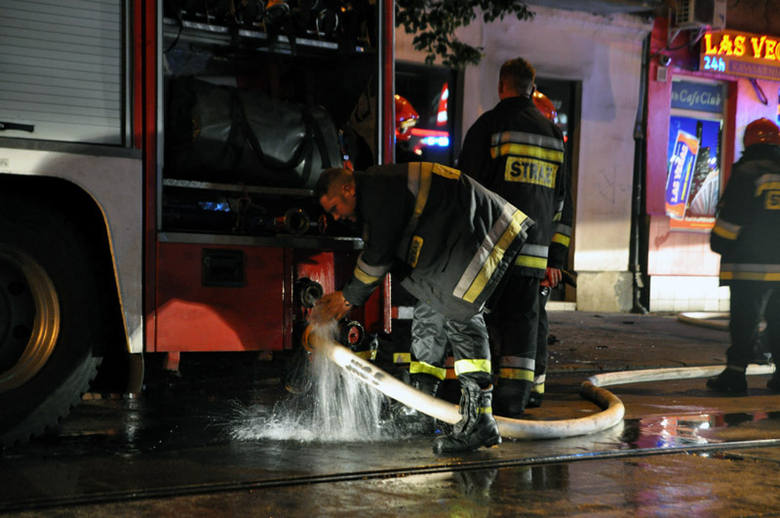 W akcji gaśniczej brało udział 39 strażaków.