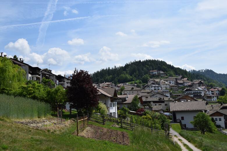 Południowy Tyrol. Tak wygląda „tradycyjna” agroturystyka ze SPA. Odwiedziliśmy rodzinę Busin w Truden im Naturpark 