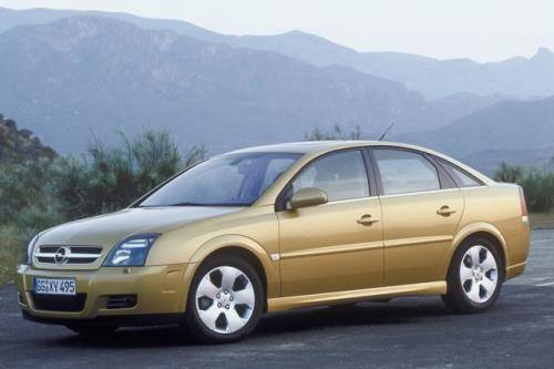 Fot. Opel: Opel Vectra za blisko 76 tys. zł wydaje się interesującą propozycją, chociaż można wybrać zupełnie inny model.