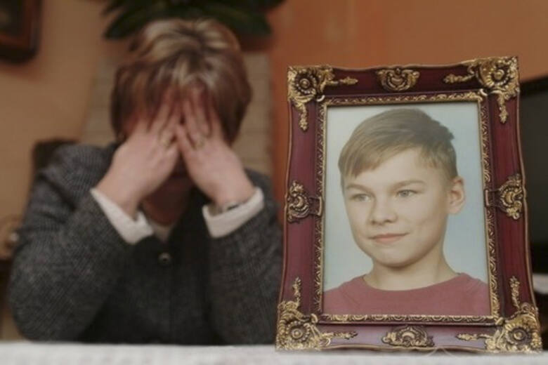 Policjant wyskoczył z radiowozu. Zaczął okładać chłopca pałką. 26 lat temu zginął Przemek Czaja. Miał tylko 13 lat 