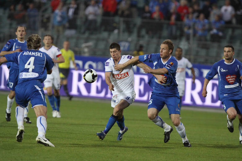 2 maja Lech Poznań w finale Pucharu Polski zagra na Stadionie Narodowym z Arką. Kolejorz pucharowe trofeum zdobywał pięć razy, ostatnio w 2009 roku po wygranej 1:0 z Ruchem Chorzów