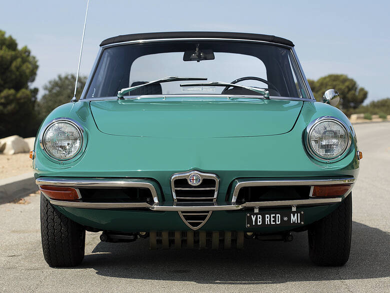 Alfa Romeo SpiderLata produkcji: 1966-93Liczba egzemplarzy: 124 104 / Fot. Alfa Romeo