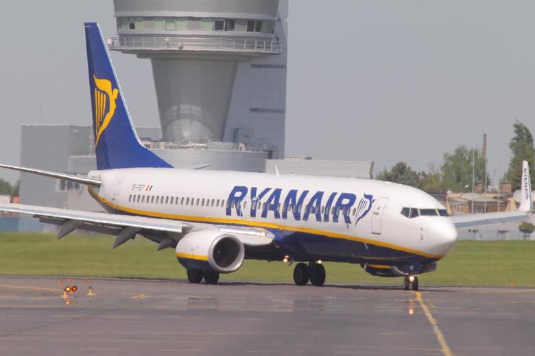 Ryanair odwołuje 300 lotów w dniach 25 i 26 lipca 2018. Sprawdź czy twój lot się odbędzie. Lista odwołanych lotów Ryanair 25-26.07.2018