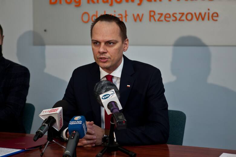 Wiceminister infrastruktury Rafał Weber