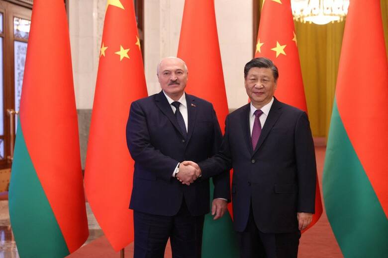 Xi Jinping i Aleksandr Łukaszenka. Dwaj najbliżsi przyjaciele Moskwy