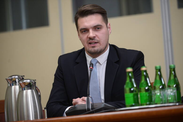 Michał Wypij jest przesłuchiwany przez sejmową komisję śledczą ds. wyborów kopertowych.