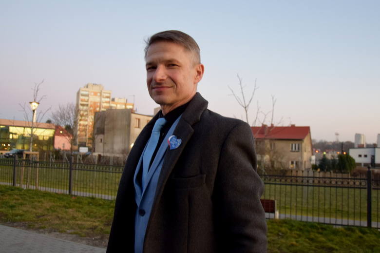 Damian Gałek - prokurator ze stowarzyszenia Lex Super Omnia - wziął udział w Marszu Tysiąca Tóg w Warszawie