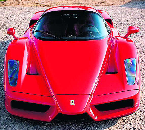 Ferrari Enzo z 2002 roku - inspirowane aerodynamiką Formuły 1, Fot: Ferrari