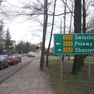 Fot. M. Nowak: Na żadnym, nawet największym skrzyżowaniu w mieście, nie ma informacji, jak dojechać do wjazdu na wybudowaną niedawno autostradę A2.