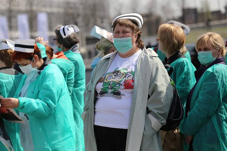 Protest i strajk pielęgniarek w Katowicach pod Spodkiem 22 kwietnia<br /> 