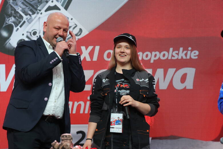 Alicja Dziwura z Regionalnego Centrum Edukacji Zawodowej w Biłgoraju zyskała uznanie Bartosza Zmarzlika, naszego żużlowego mistrza świata, a także podbiła