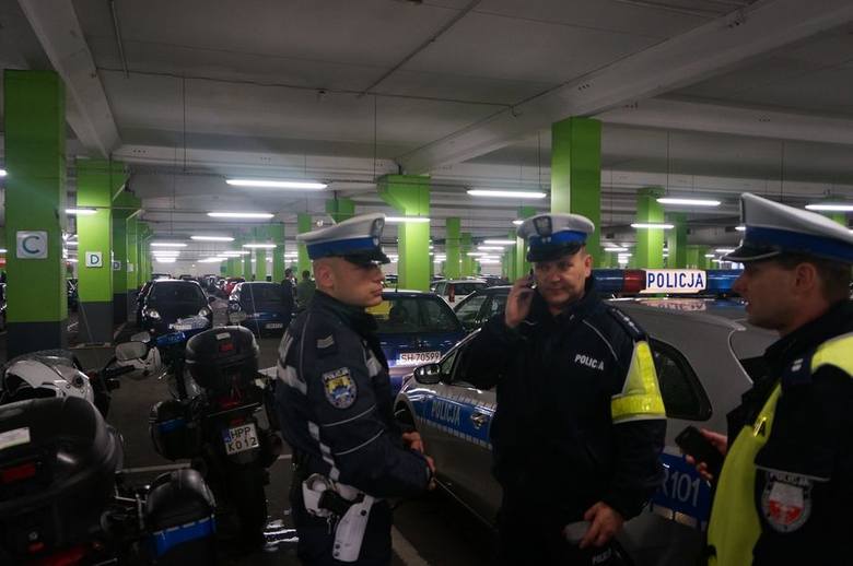 Policjanci nie dopuścili do nielegalnego wyścigu na Muchowcu