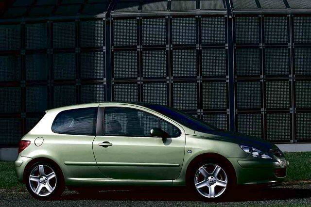 premiera modelu, nadwozie hatchback 3d, Fot: Peugeot