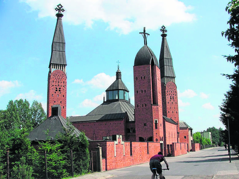 Kościół Jezusa Chrystusa Odkupiciela w Czechowicach-Dziedzicach, zaprojektowany w 1995 roku