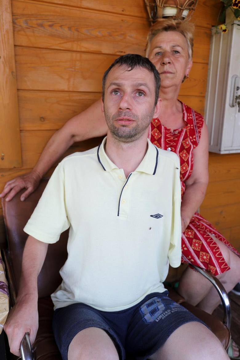 Mariusz chce być samodzielny. Na operację i protezę potrzeba mu prawie 400 tys. zł